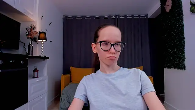 BettyBrowni online show from March 4, 1:12 am