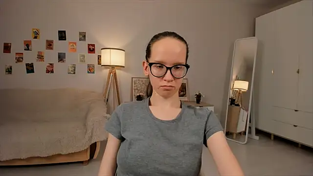 BettyBrowni online show from March 10, 1:45 am