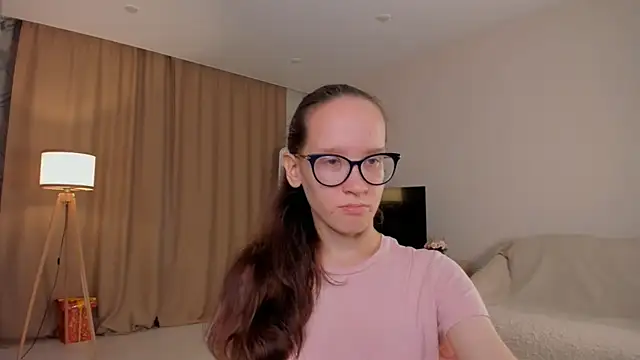 BettyBrowni online show from October 5, 4:05 pm