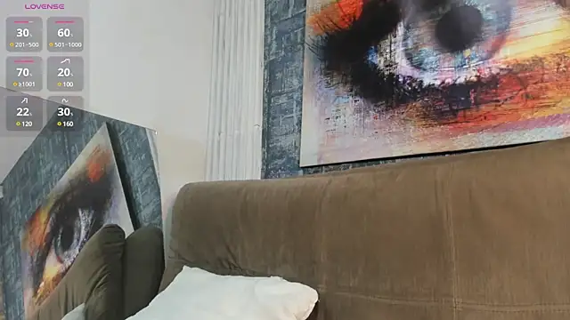 Snapshot of Paola__23 chatting on February 4, 12:22 pm Paola 23 online show from February 4, 12:22 pm