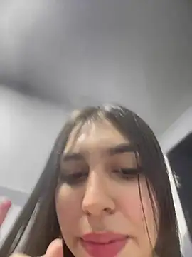 Snapshot of Paola__23 chatting on February 26, 10:09 pm Paola 23 online show from February 26, 10:09 pm