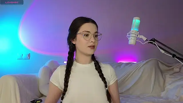 AokiAnna online show from October 9, 6:44 am