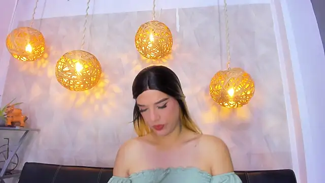 victoria aleia  online show from March 1, 8:21 pm