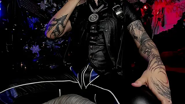 allanhurtss online show from December 19, 5:20 pm