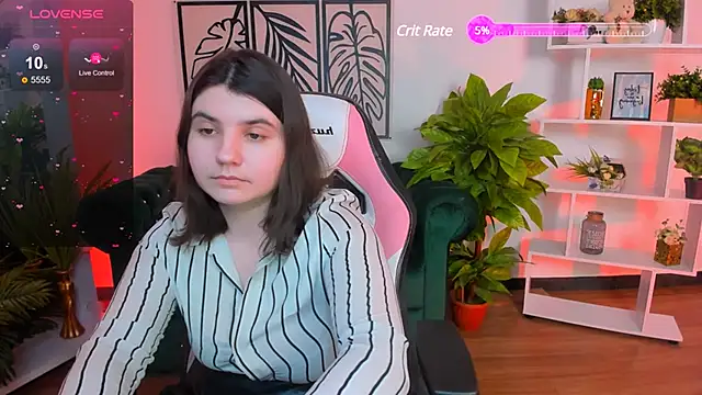 Viola  Shy online show from February 19, 1:40 am