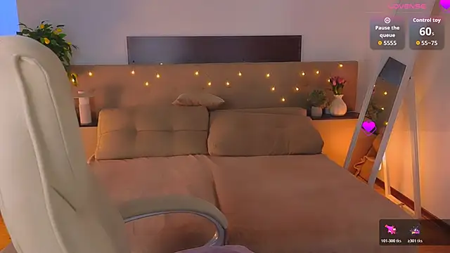 Viola  Shy online show from April 6, 4:46 am