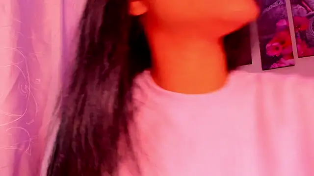 Alissarhys26 online show from March 4, 9:22 pm