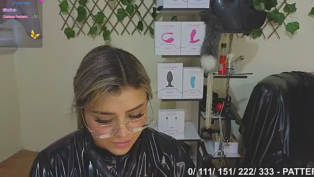 Sweett Mollyy online show from March 2, 10:59 pm