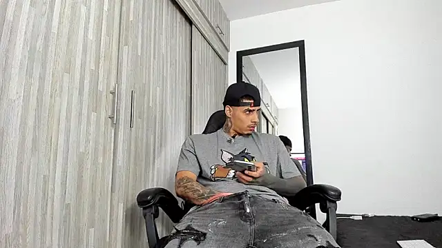 Ak Gil online show from September 26, 6:50 am