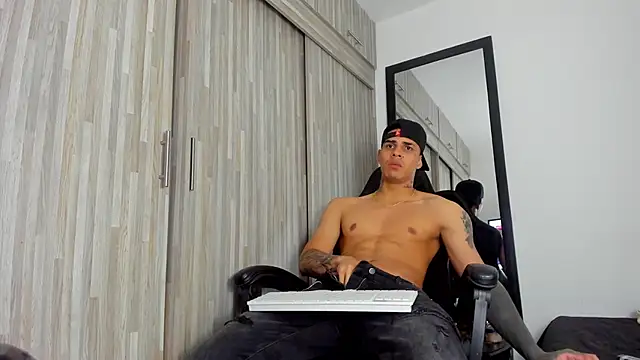 Ak Gil online show from October 5, 11:08 am