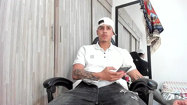 Ak Gil online show from October 18, 5:54 am