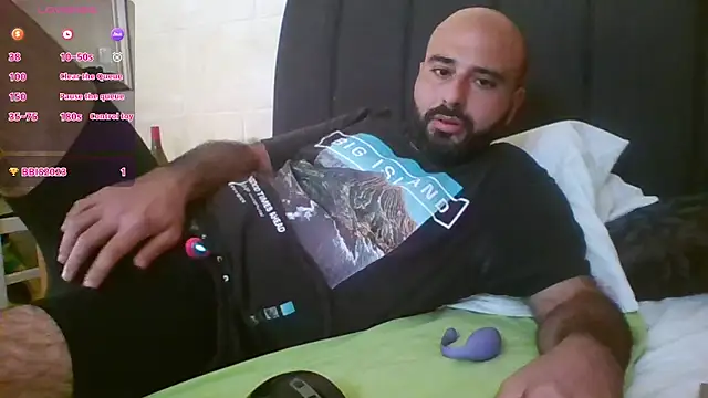 Snapshot of Denisilboss chatting on February 16, 3:08 pm Denisilboss online show from February 16, 3:08 pm