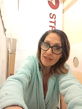 JasmineNoir2 online show from February 21, 9:22 pm