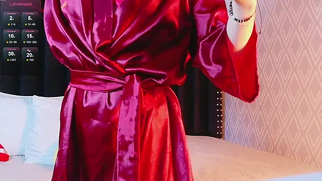 littleebluee online show from December 2, 3:01 am