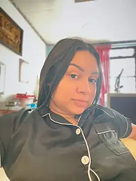 Pretty Isadora online show from February 23, 6:34 pm