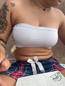 Pretty Isadora online show from March 3, 9:21 pm