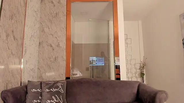 Vero Lodge online show from January 19, 2:38 pm