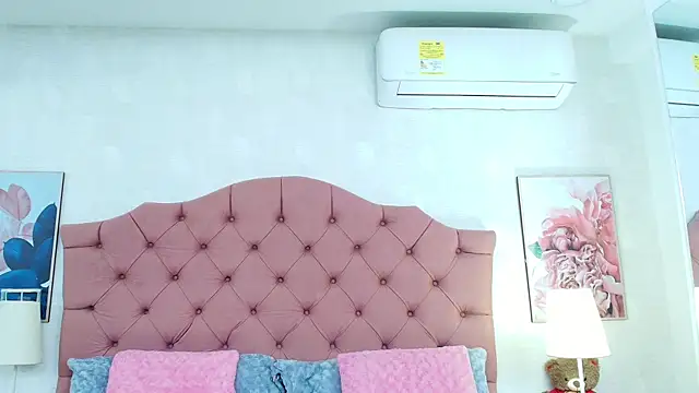 ThyaraJhons online show from January 16, 11:36 am