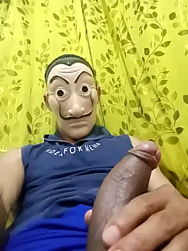 Snapshot of MikeDollsFlower chatting on August 7, 2:57 am MikeDollsFlower online show from August 7, 2:57 am