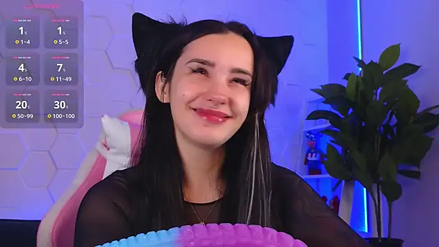 EvaCanton online show from December 4, 2:59 pm