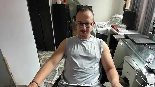 Snapshot of jacob_strokes01 chatting on June 16, 5:59 pm jacob strokes01 online show from June 16, 5:59 pm