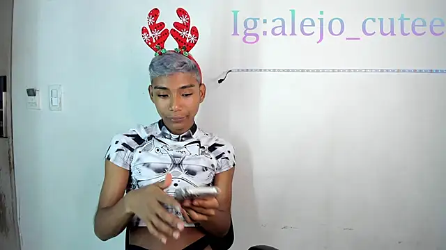 alejo cute online show from December 14, 8:18 pm