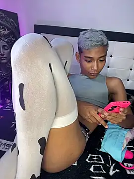 alejo cute online show from January 6, 5:27 pm