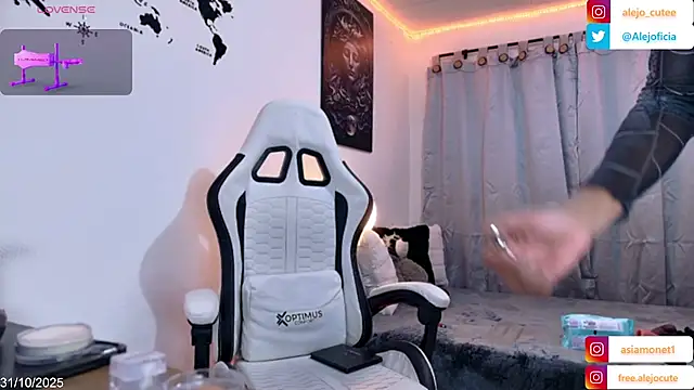 alejo cute online show from October 31, 9:38 pm