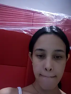 The-quee22 online show from March 19, 11:03 pm