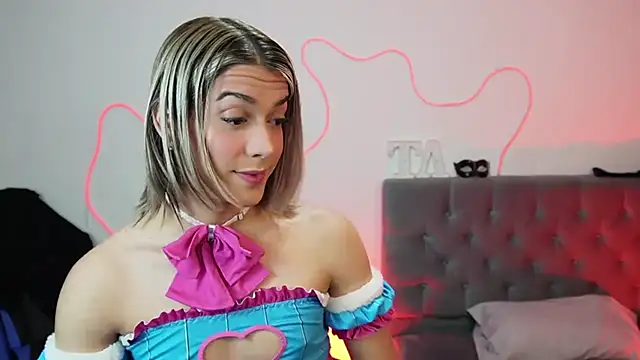 tay ler3 online show from December 12, 4:48 am