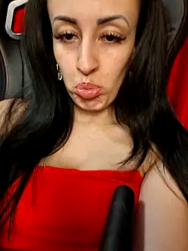 loryyy sexyyy online show from April 19, 6:21 pm