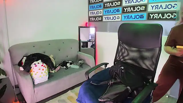 Amy hoy69 online show from September 19, 2:35 am