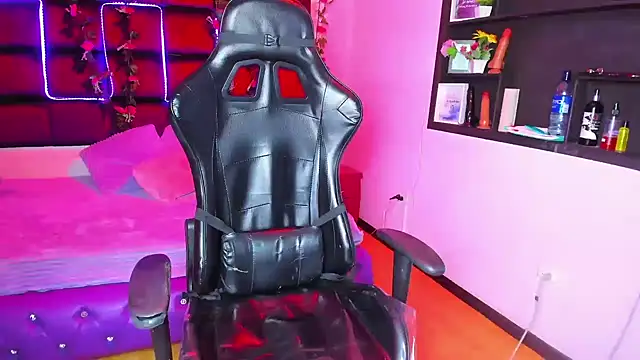 Amy hoy69 online show from October 19, 12:50 pm