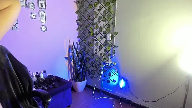 Amy hoy69 online show from November 12, 3:18 am