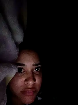 Snapshot of Angeles2501 chatting on September 9, 5:51 am Angeles2501 online show from September 9, 5:51 am