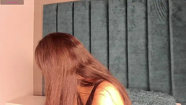 IsabellaGrey19 online show from November 9, 7:12 pm