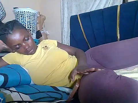 awino001 online show from January 12, 9:09 pm