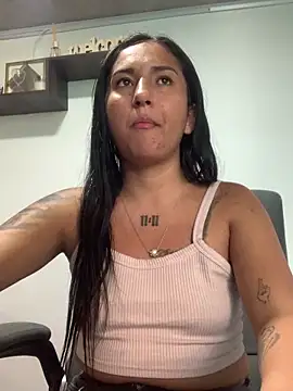 luna asss online show from February 6, 3:20 pm