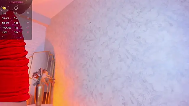Snapshot of VictoriaMilan_ chatting on March 12, 10:39 pm VictoriaMilan online show from March 12, 10:39 pm