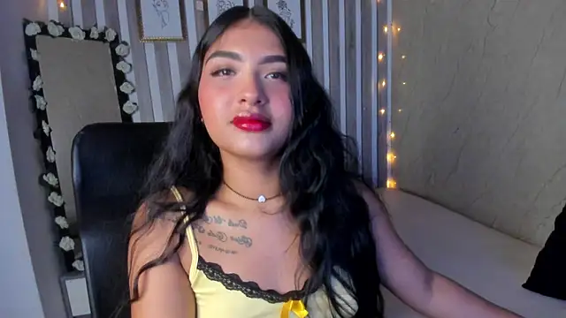 sabrinahimss online show from March 18, 9:43 pm