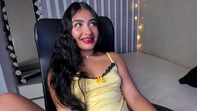 sabrinahimss online show from March 19, 12:48 am