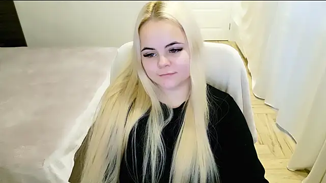 lovely-eyes online show from January 26, 6:07 am