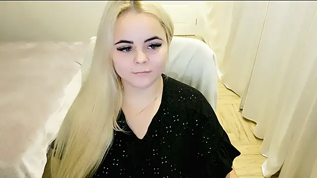 lovely-eyes online show from February 3, 1:09 am