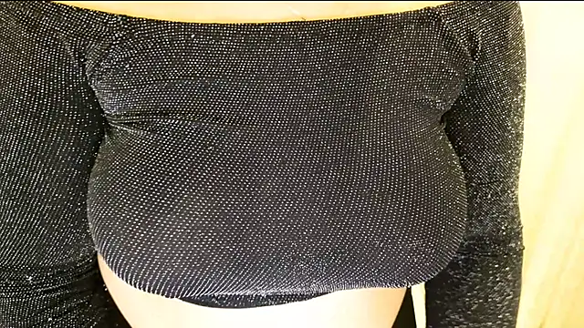 lovely-eyes online show from March 20, 10:40 pm