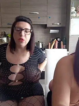 carolyne2023 online show from March 14, 9:15 am