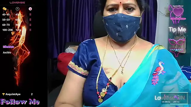 Snapshot of Rani_Darling_99 chatting on May 7, 3:17 pm Rani Darling 99 online show from May 7, 3:17 pm