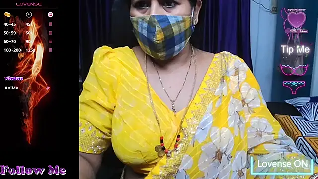 Snapshot of Rani_Darling_99 chatting on May 14, 4:47 pm Rani Darling 99 online show from May 14, 4:47 pm