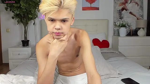 Felix Rey online show from February 14, 11:09 pm