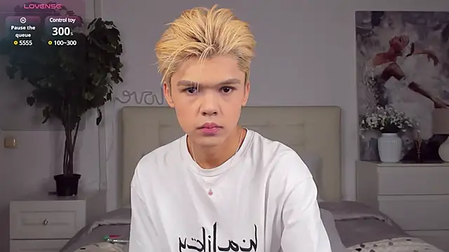 Felix Rey online show from February 22, 8:31 pm