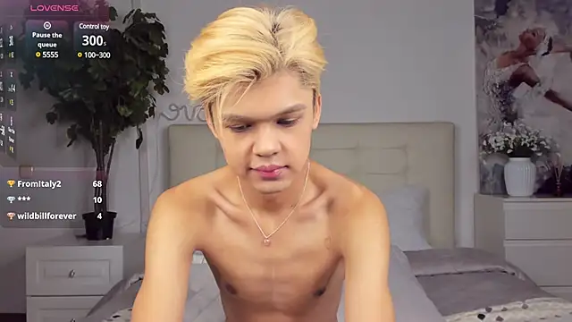 Felix Rey online show from February 22, 11:35 pm